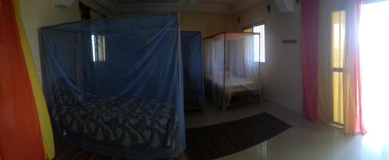 Hotel Ker Jahkarlo Yoff Esterno foto